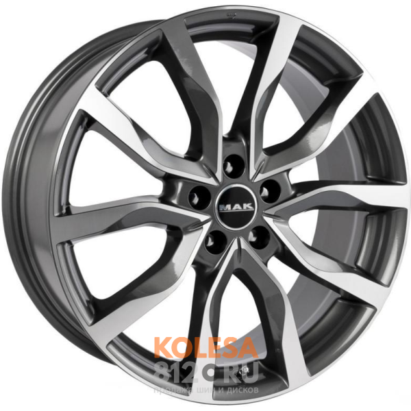 Mak Highlands black mirror Mak Highlands black mirror