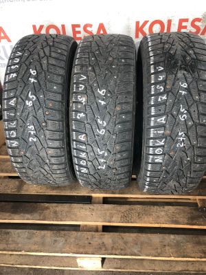Зимние шипованные шины б\у R16 215/65 91T  Nokian Nordman 7